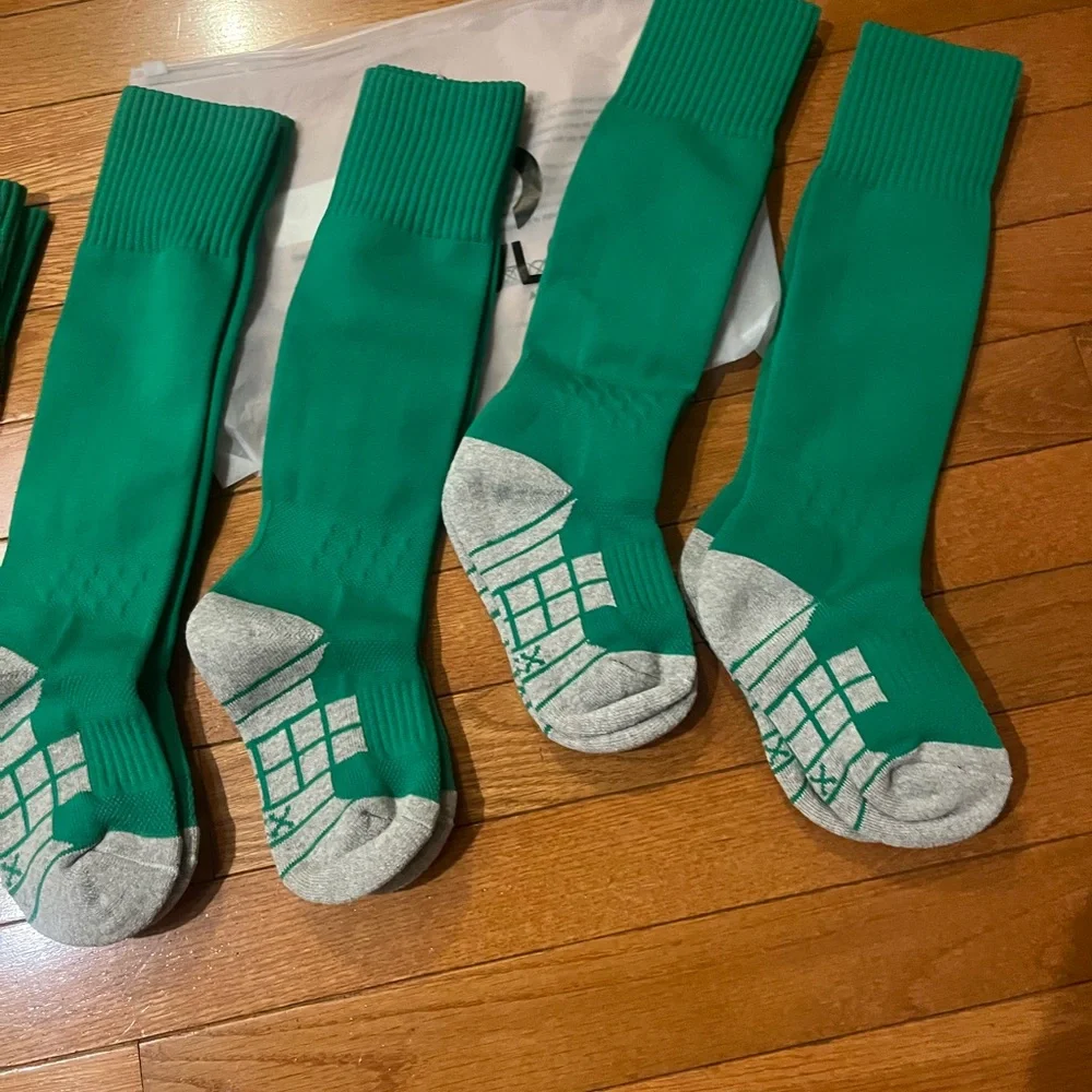 CWVLC Kids Soccer Socks 5 Pairs Team Sport Knee High Socks for Youth Kids Green
